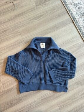 Abercrombie & Fitch Blue Waffle-Knit V-Neck Sweater